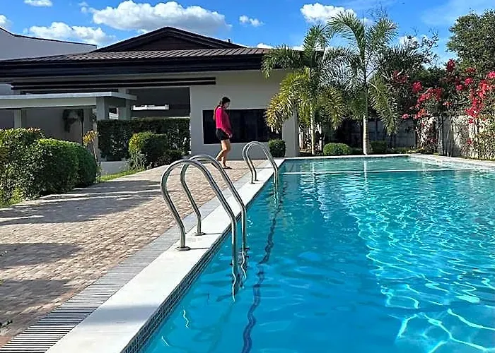 Cozy 1-bed Unit Near Srp Talisay Cebu