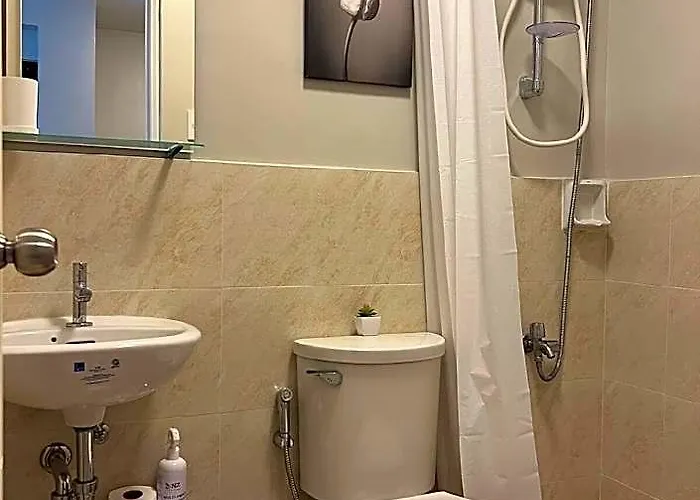 Cozy 1-bed Unit Near Srp Talisay Hotel